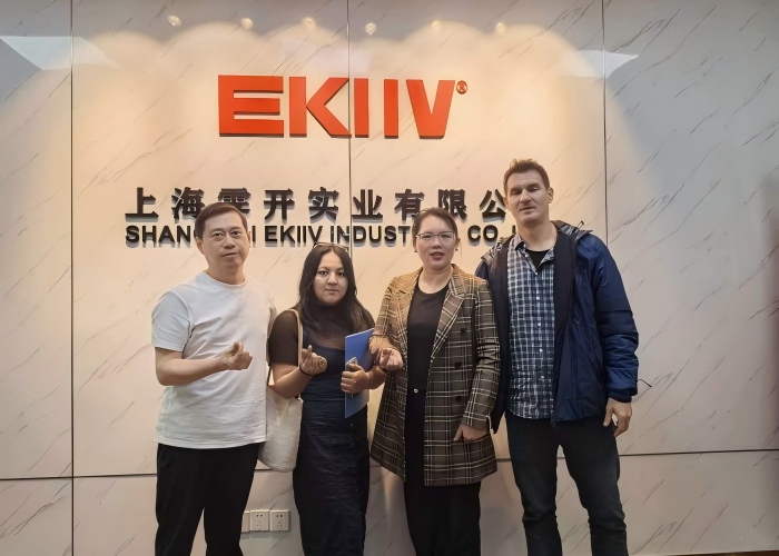 Hosts Argentine Client, Secures New Partnership